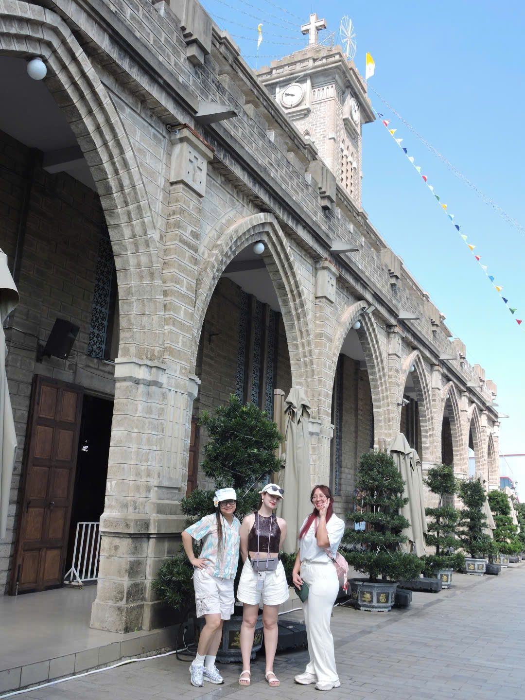 Tour Nha Trang 1 Ngày 9 nha trang stone church rotated
