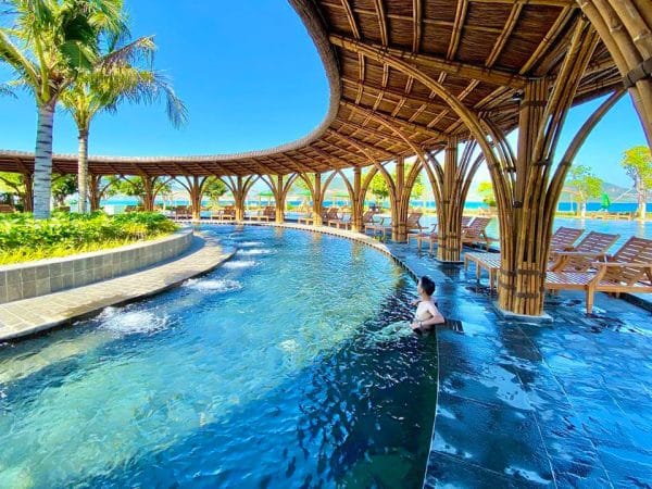 Tour 2 Đảo Vip Nha Trang 10 ve hon tam nha trang