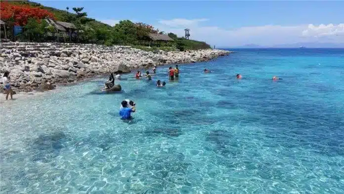 Hopping Tour Nha Trang 2 Bãi Sỏi trên Đảo Hòn Miễu Nha Trang