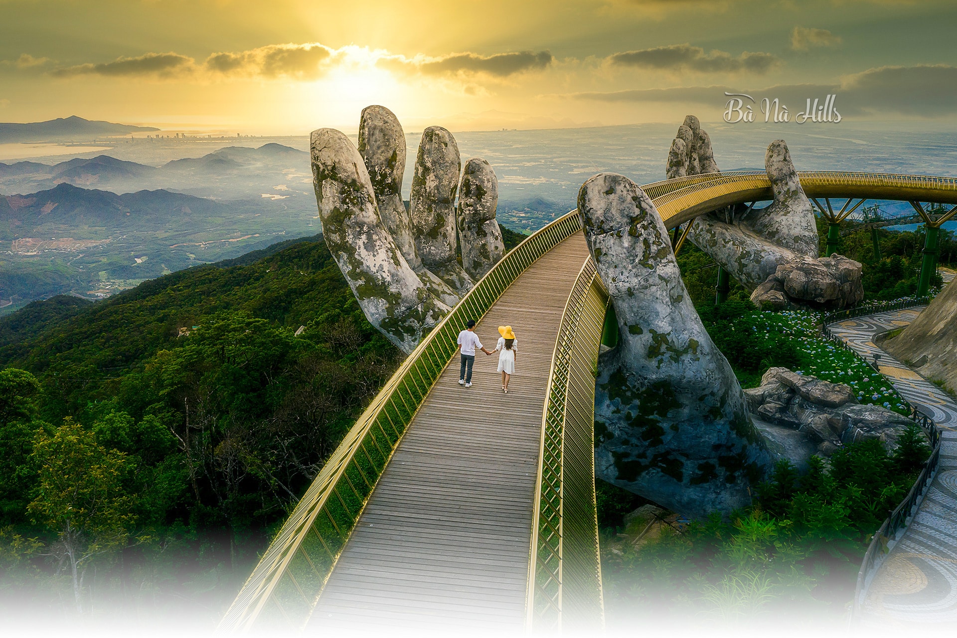 Hoi An - Da Nang - Hue 5D4N 1 Bà Nà Hills Da Nang