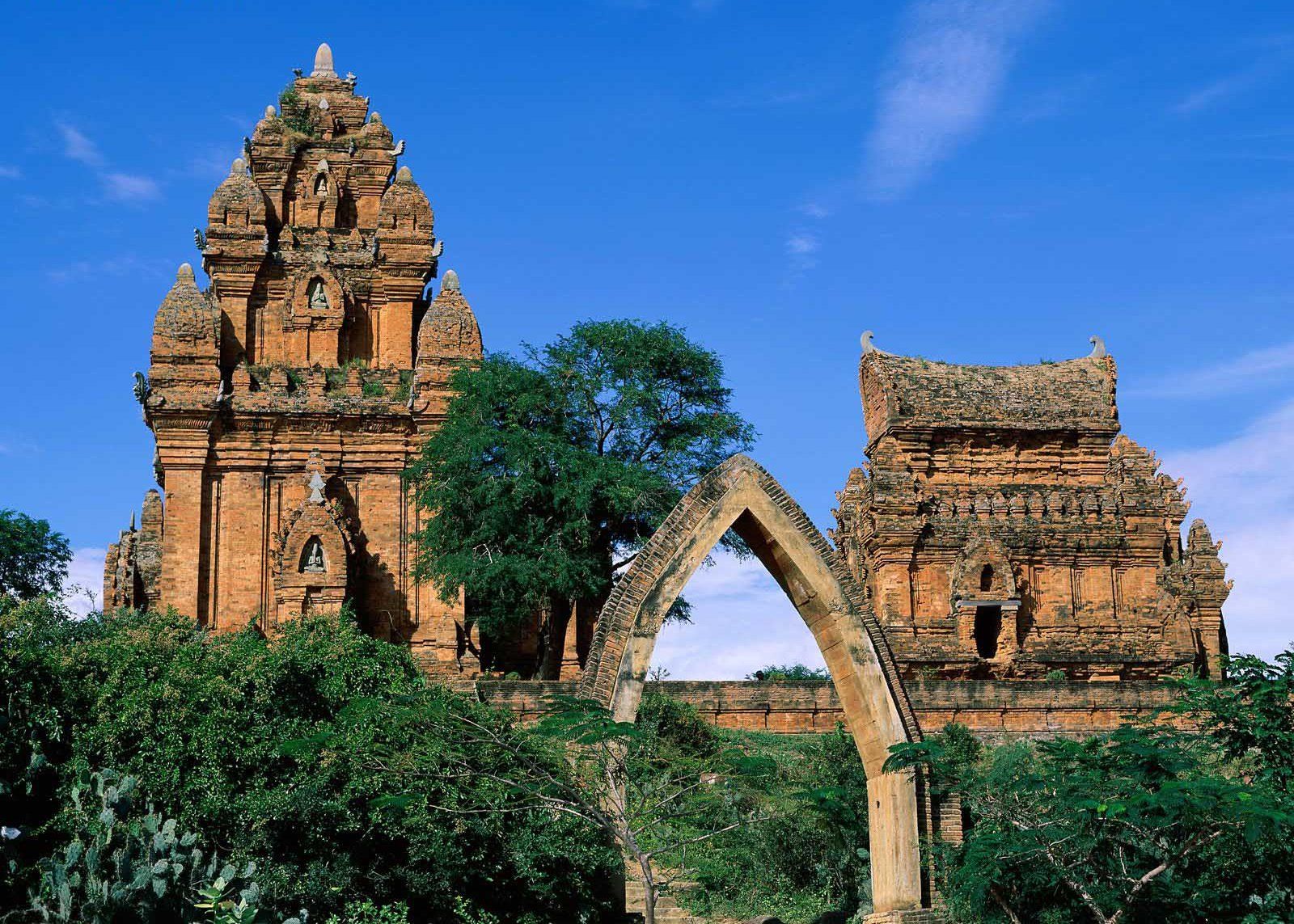 Tour Nha Trang - Phan Rang 1 Day 3 po klong garai ninh thuan